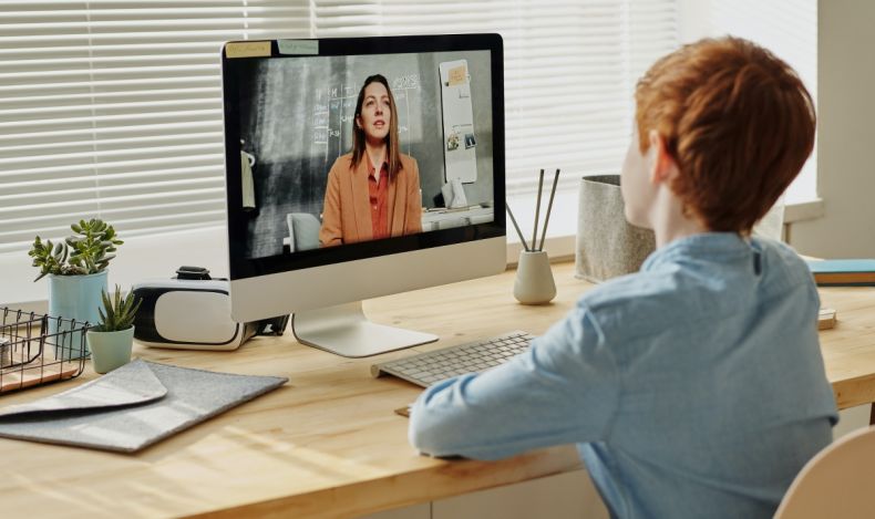 Hvordan har korona påvirket utdannelsen din? Hvordan har korona påvirket utdannelsen din?